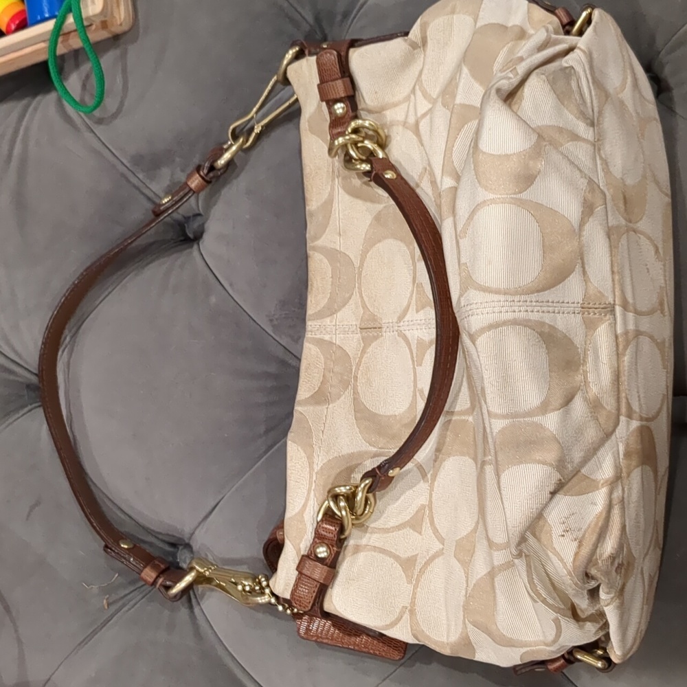Authentic COACH Brooke Pocketbook
